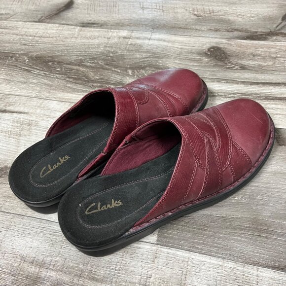 Clark’s Genuine Leather “Bendables” Low Heel Clogs Burgundy Women’s Size 8 - Picture 7 of 10